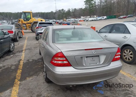 2006 Mercedes-Benz C 280 Luxury из США, поврежденный, VIN WDBRF54H36A856140